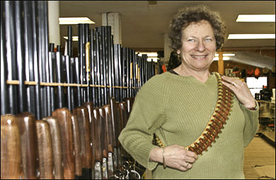 Sandy with Bandolier